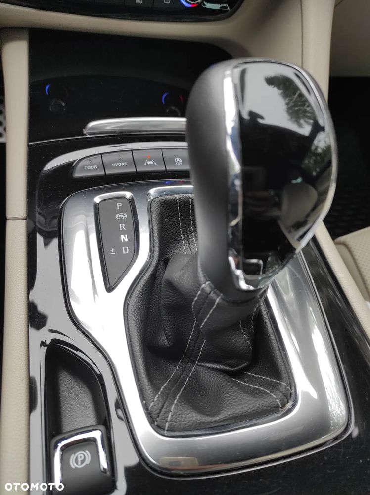 Opel Insignia CT 2.0 CDTI 4x4 Exclusive S&S - 12