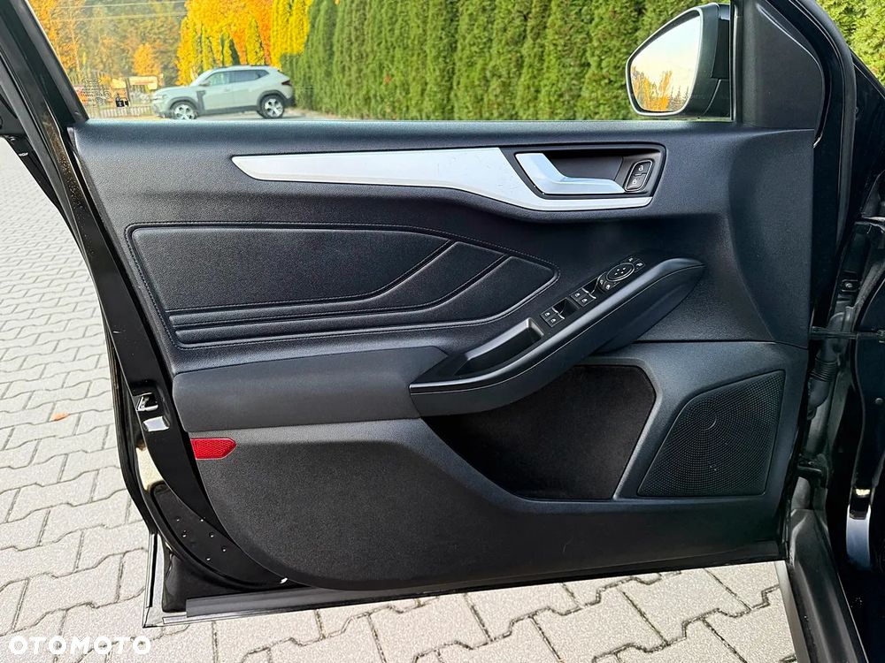 Ford Focus 1.5 EcoBlue STart-Stopp-System TITANIUM - 21