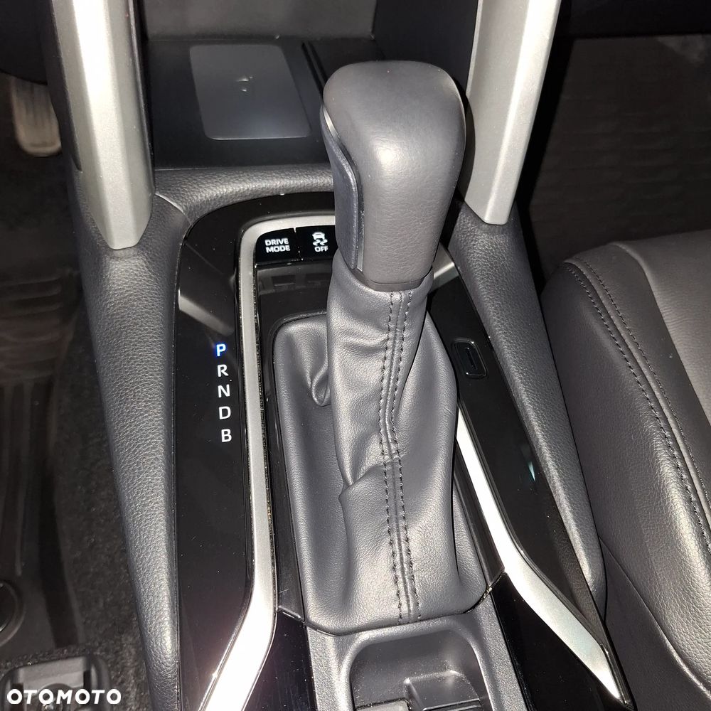 Toyota Corolla Cross 2.0 Hybrid Premiere Edition AWD - 31