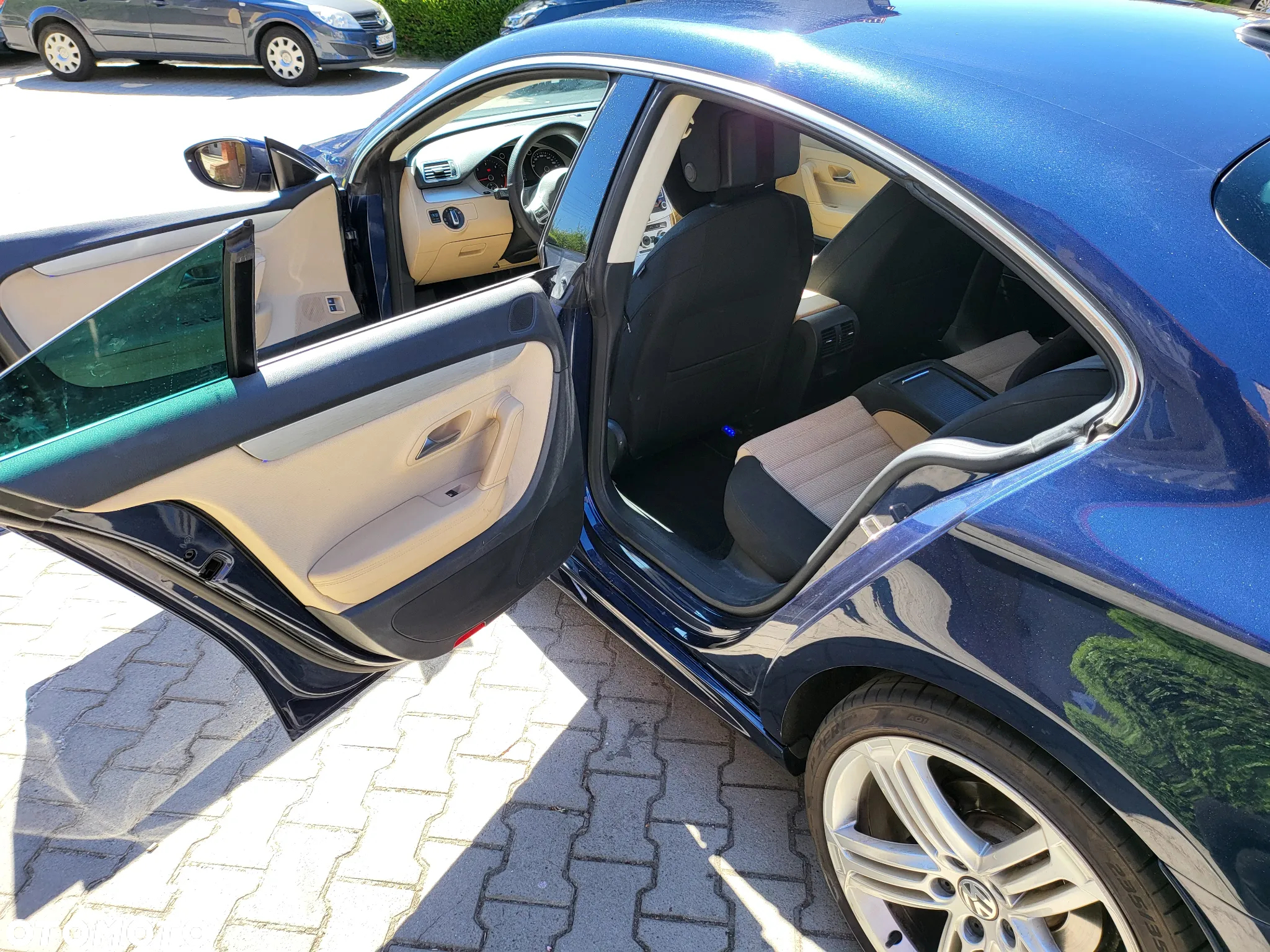 Volkswagen CC 2.0 TDI BlueMotion Technology DSG - 13