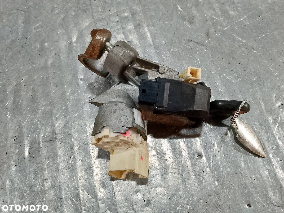 STACYJKA TOYOTA YARIS II ( 06-11 ) N0502241/256B - 1