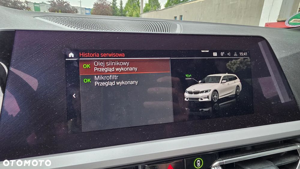 BMW Seria 3 318d - 15
