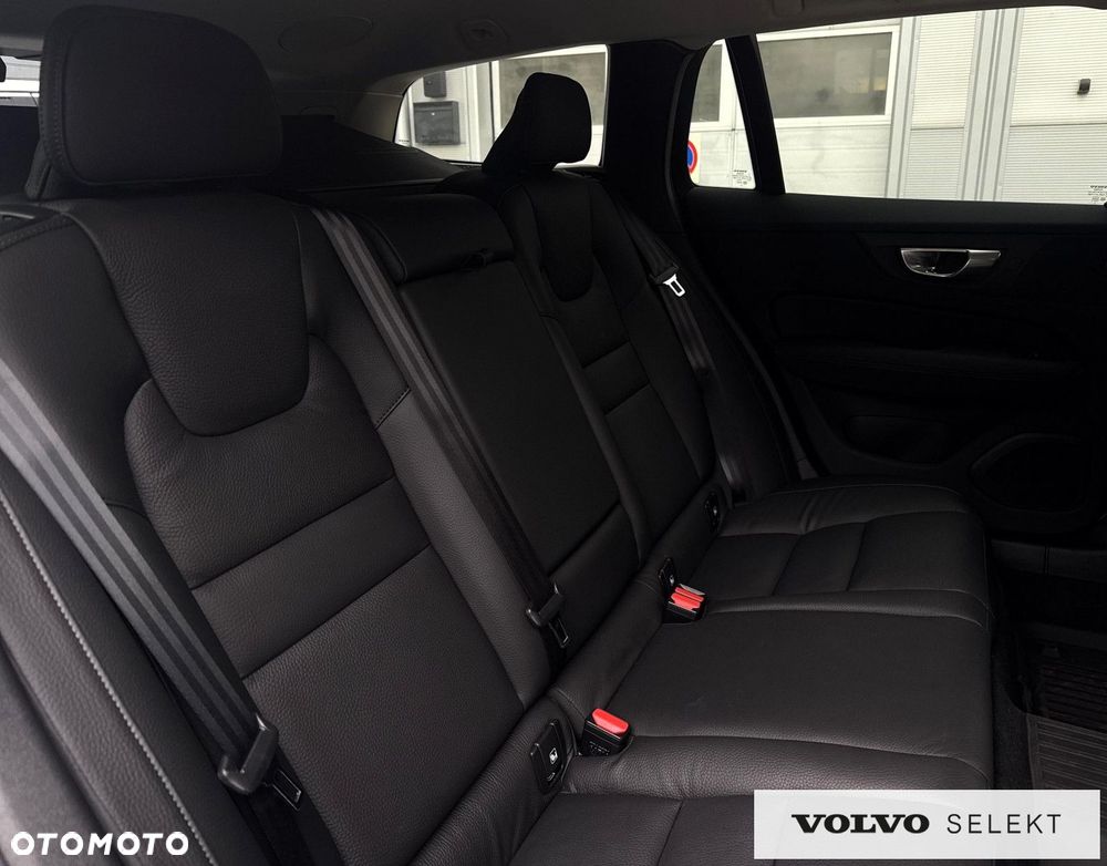 Volvo V60 - 25