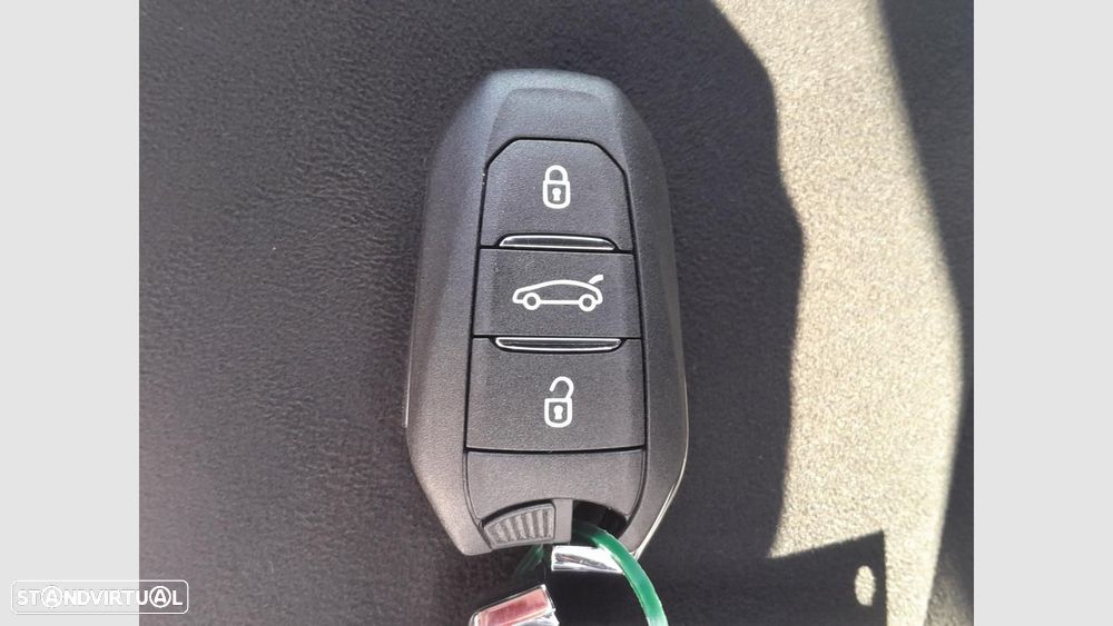 Fiat 600 1.2 Hybrid Sport — fotografia 15