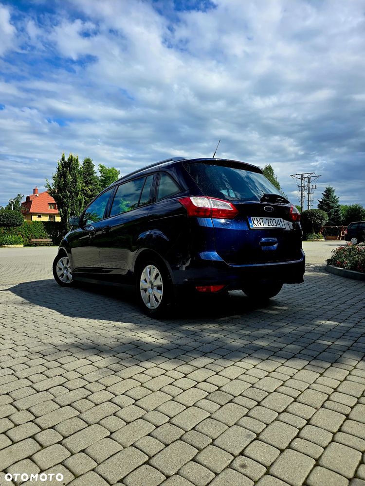 Ford Grand C-MAX - 23