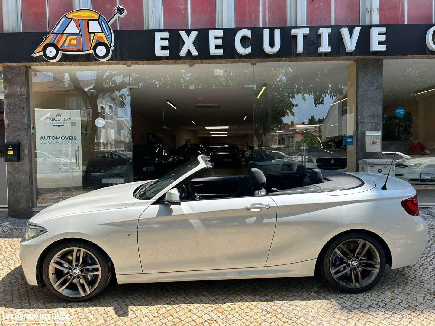 BMW 220 d Cabrio Pack M Auto - 2