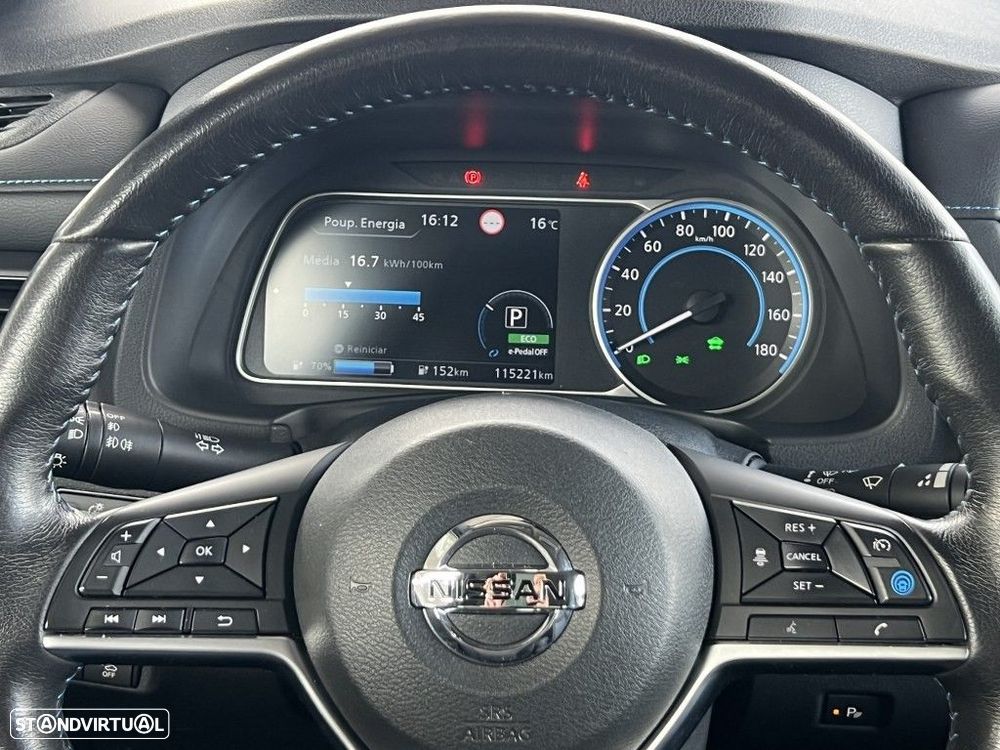 Nissan Leaf N-Connecta Two Tone - 12
