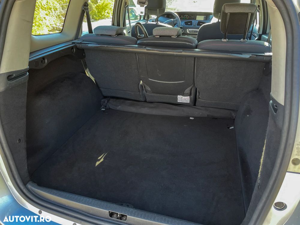 Renault Grand Scenic dCi 110 FAP Dynamique - 18