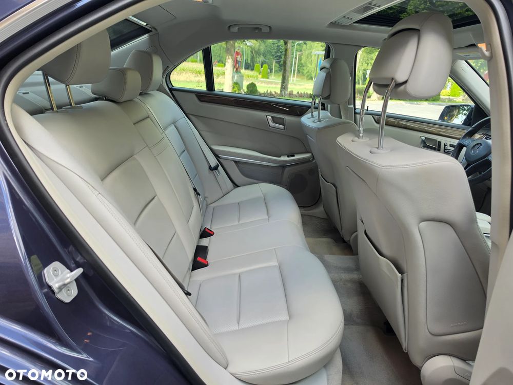 Mercedes-Benz Klasa E 350 Elegance - 13