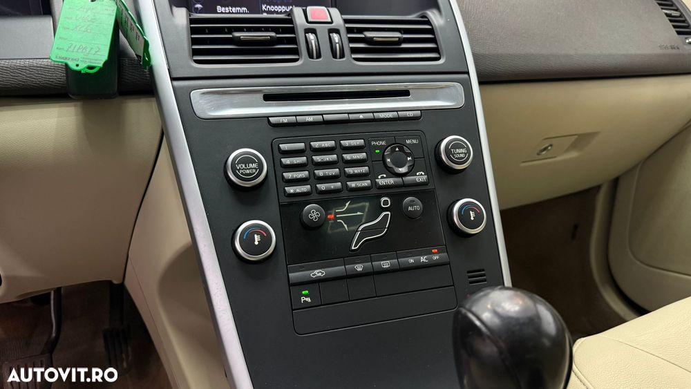 Volvo XC 60 D4 Kinetic - 20