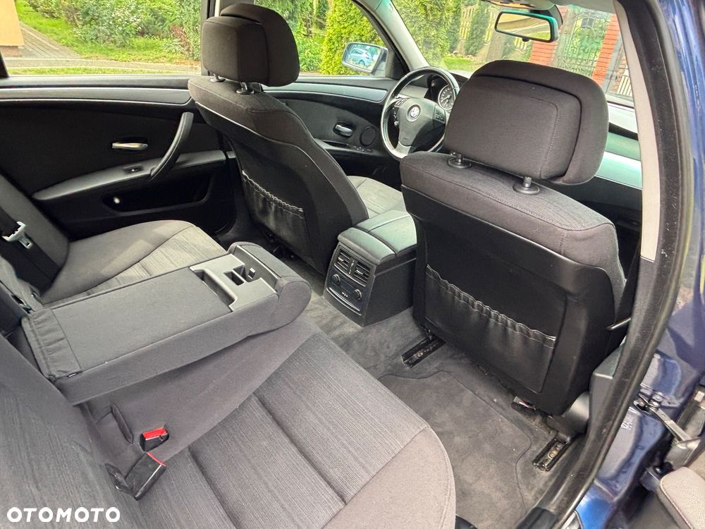 BMW Seria 5 520d - 30