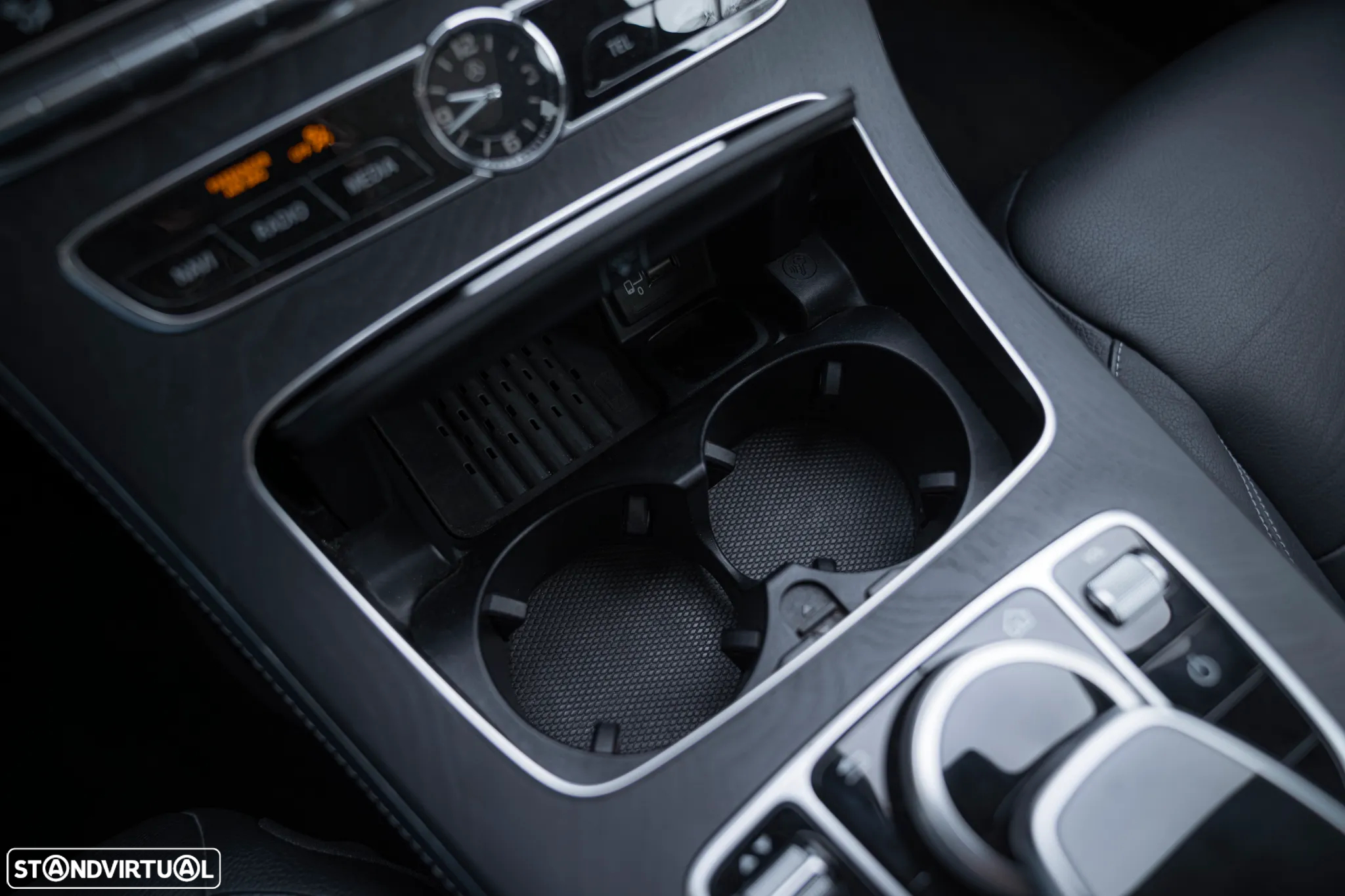 Mercedes-Benz E 300 de Avantgarde - 26