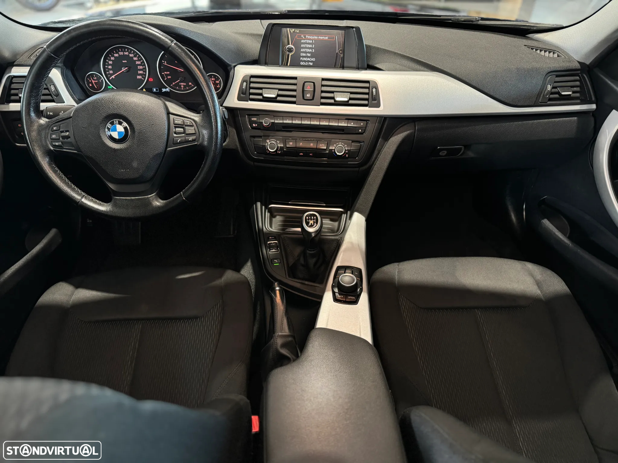 BMW 318 d Touring Line Sport - 14