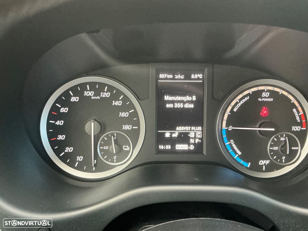 Mercedes-Benz eVito Tourer - 8