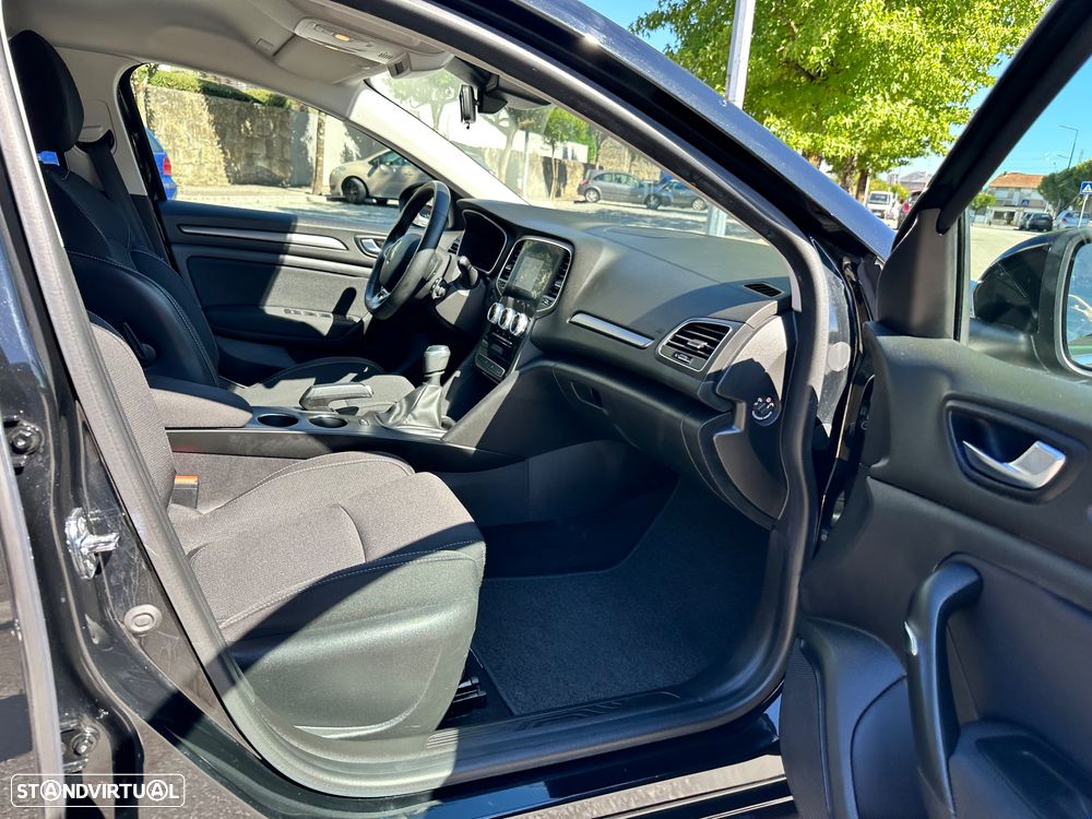 Renault Mégane BLUE dCi 115 LIMITED - 31
