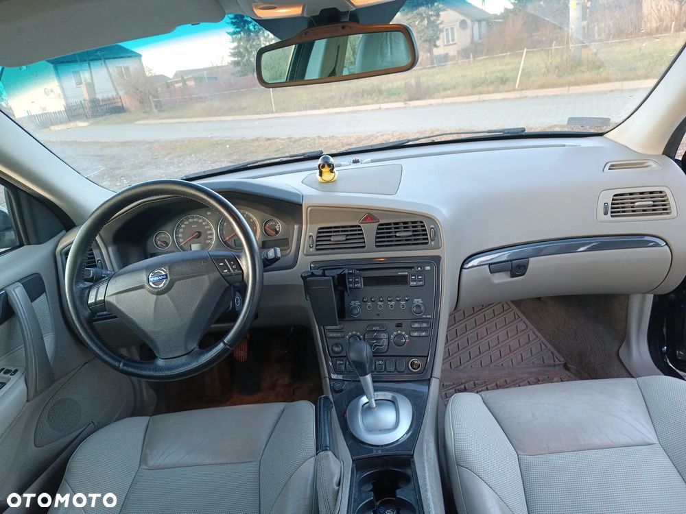 Volvo S60 2.4 - 13