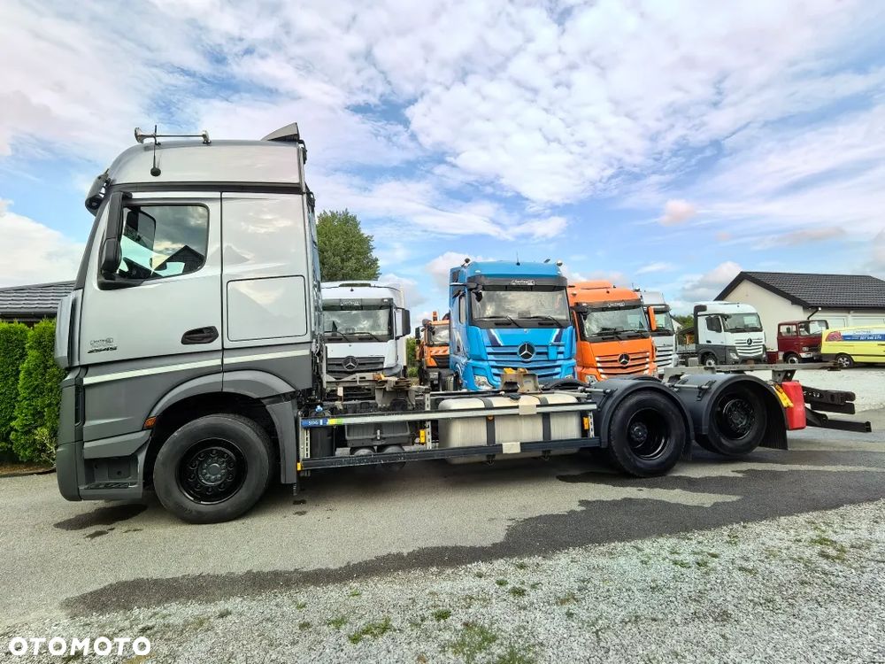 Mercedes-Benz Actros 2545 // Lusterka // BigSpace // Rozstaw 4600mm // Standard // MP5 // - 4