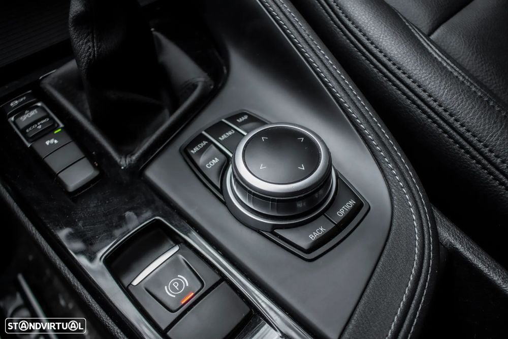 BMW X1 16 d sDrive xLine - 21