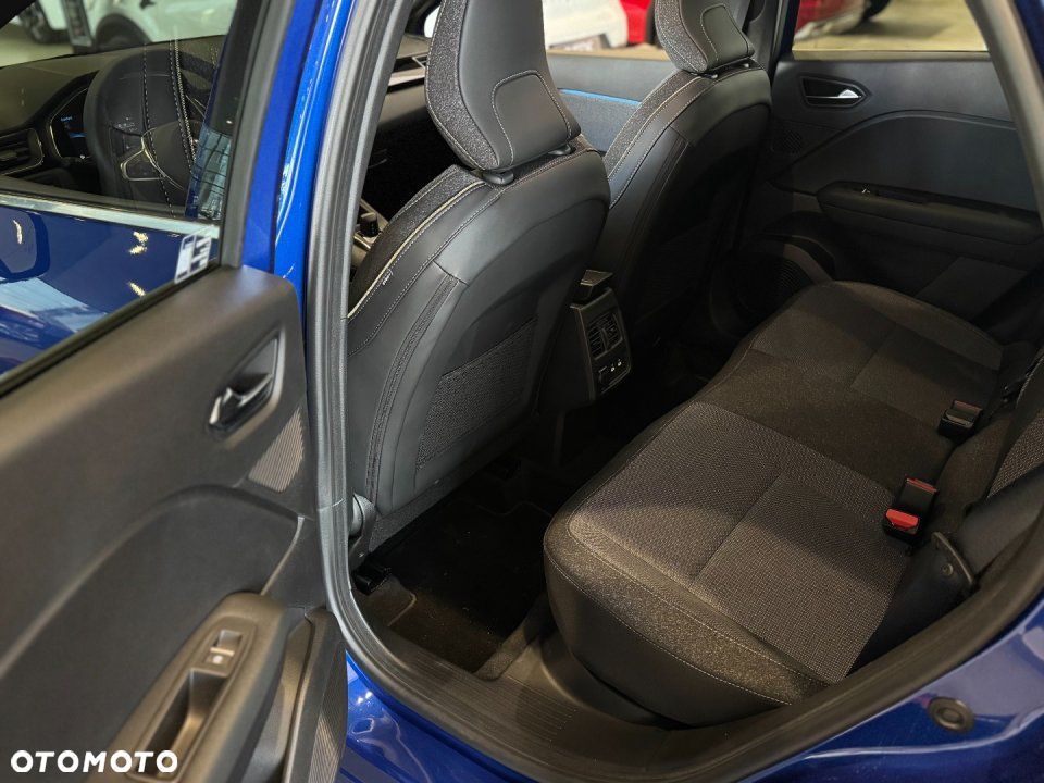 Mitsubishi Grandis - 9