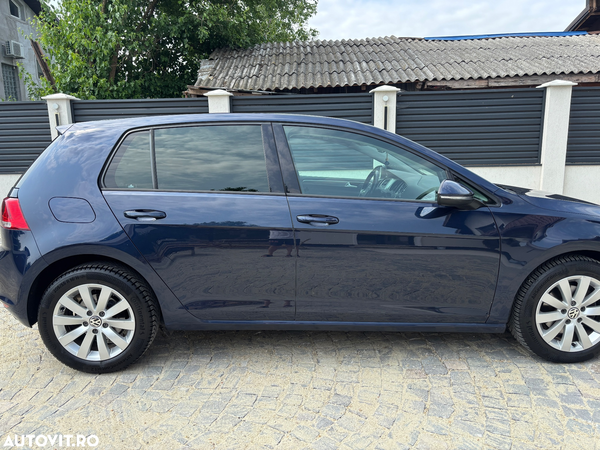 Volkswagen Golf - 14