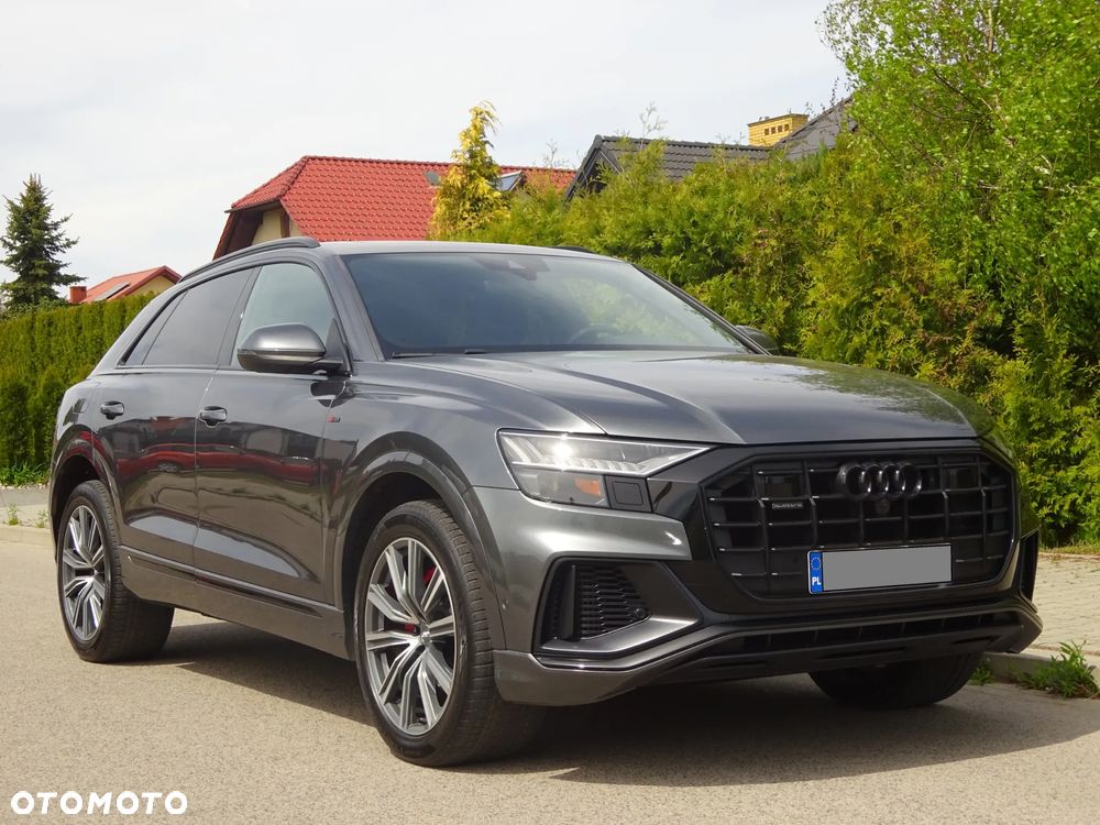Audi Q8 SUV TFSI quattro 250 kW tiptronic S line business - 1
