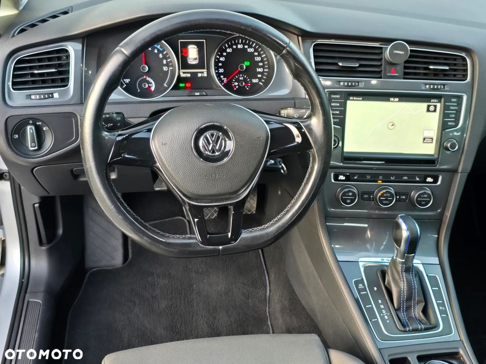 Volkswagen Golf - 7