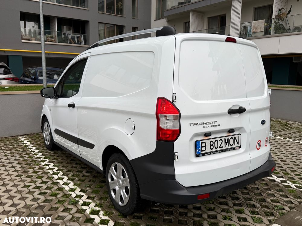 Ford Transit Courier - 6