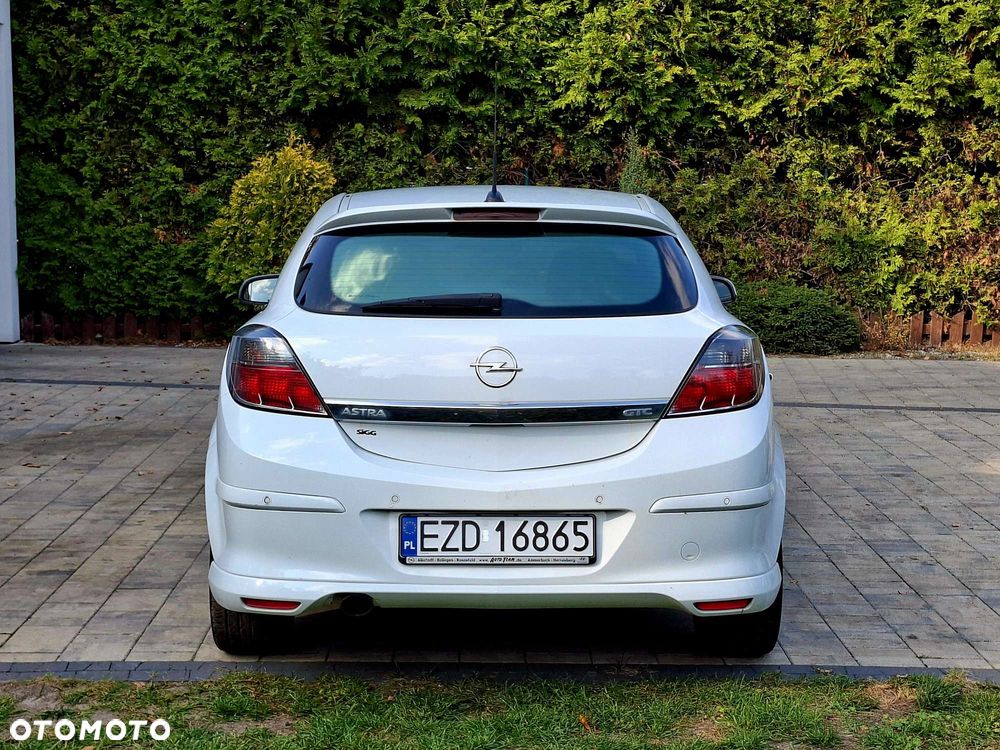 Opel Astra 1.6 Sport - 20