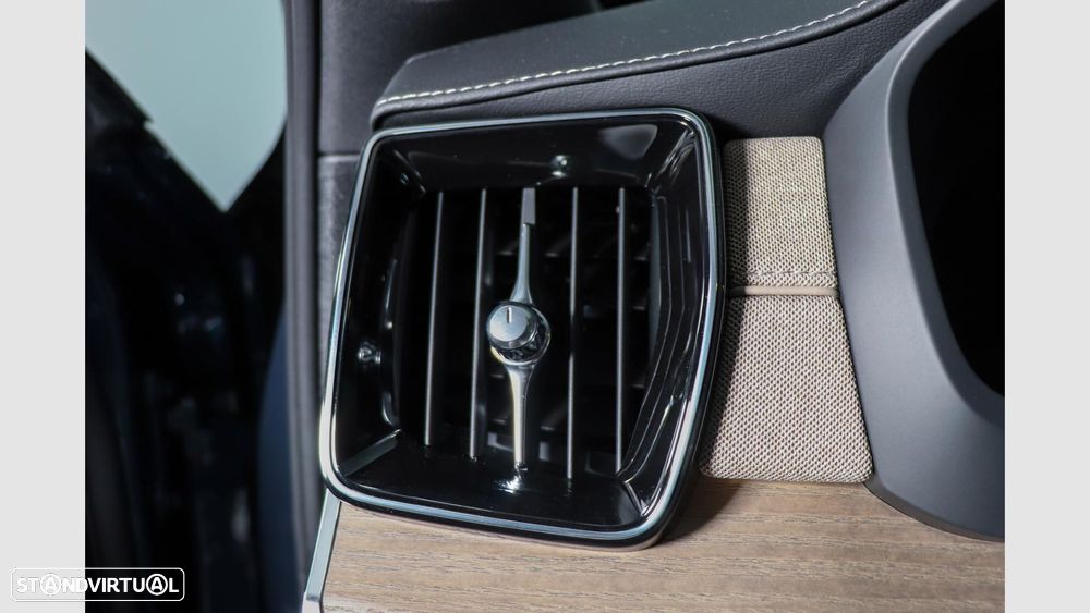 Volvo XC 90 2.0 T8 PHEV Plus Dark AWD - 13