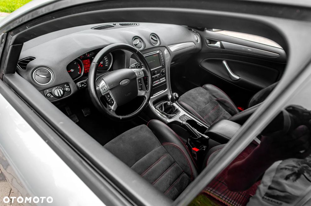 Ford Mondeo 2.0 TDCi Champions Edition - 20