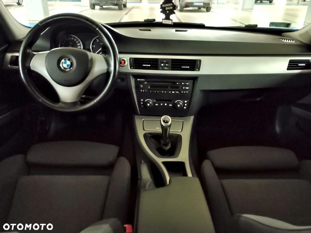 BMW Seria 3 320d - 7