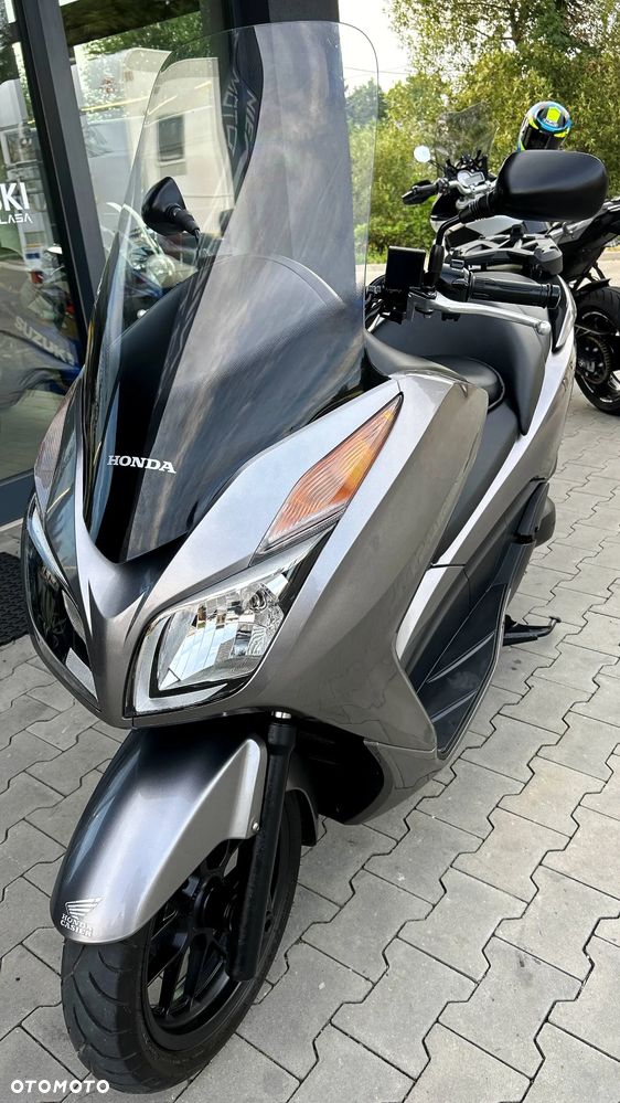 Honda NSS - 24