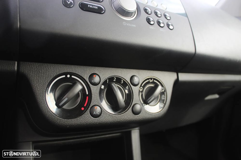 Suzuki Swift 1.3 16V Sport Plus - 9