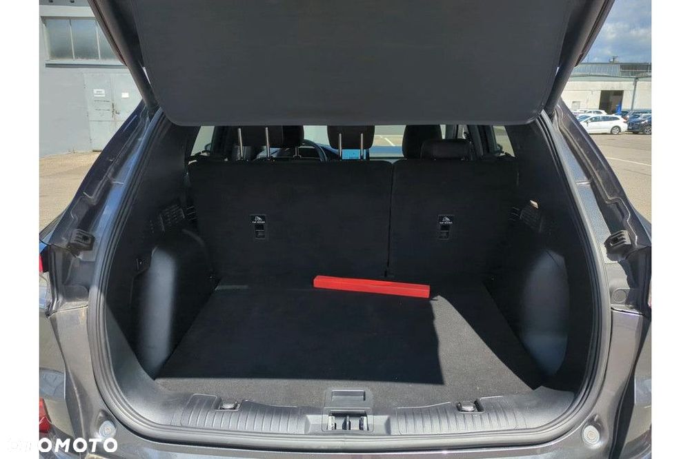 Ford Kuga - 13
