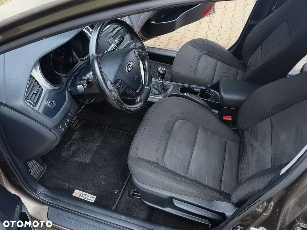 Kia Ceed - 18