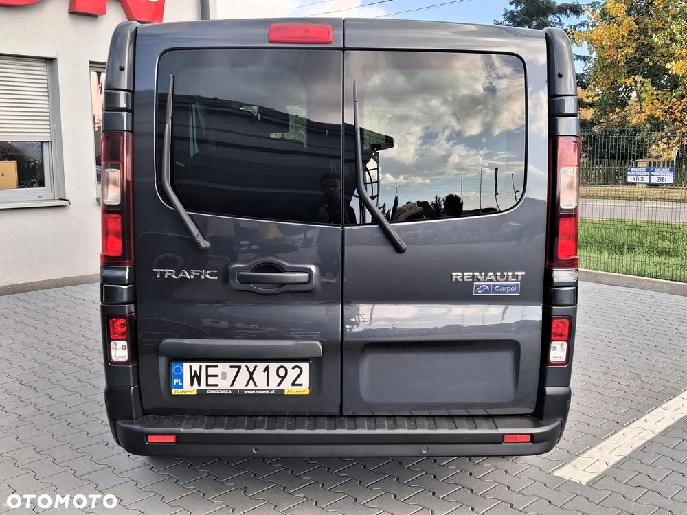 Renault Trafic 2022 photo 5