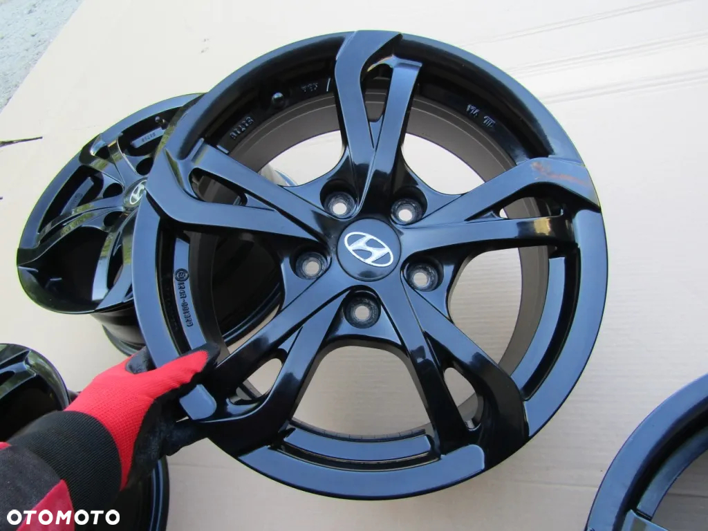 Felgi 16 Hyundai i30 I II III Tucson ix25 ix20 ix35 Kia Ceed I II III Venga - 17