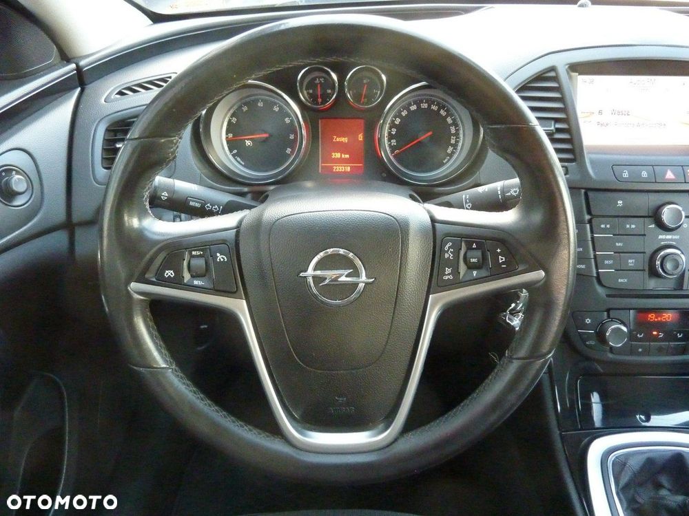 Opel Insignia - 21