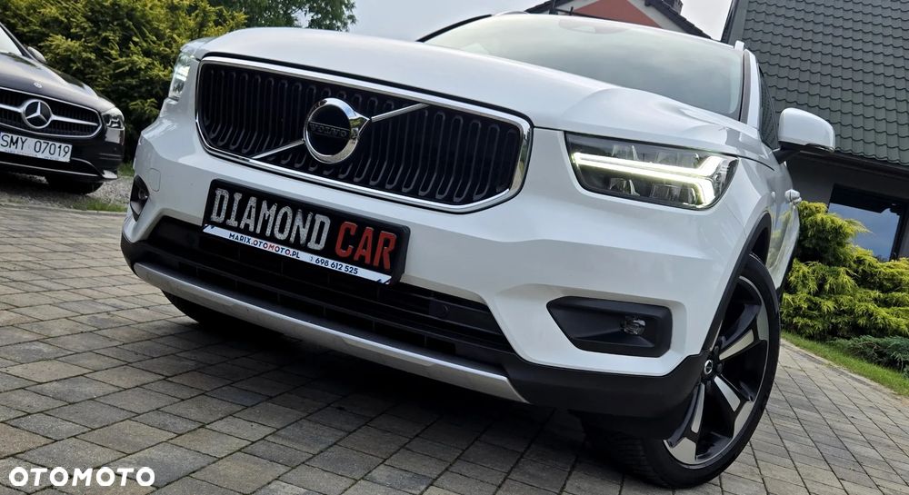 Volvo XC 40 T3 Momentum Pro - 2