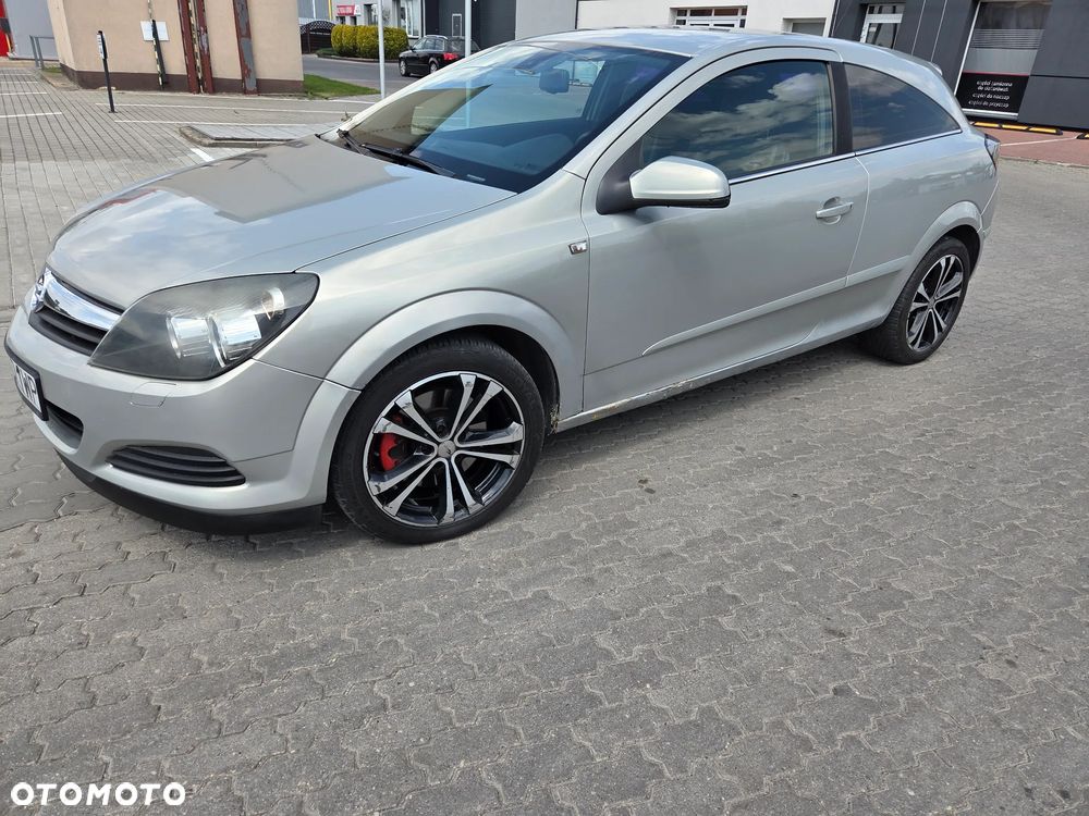 Opel Astra 1.9 CDTI DPF Cosmo - 8