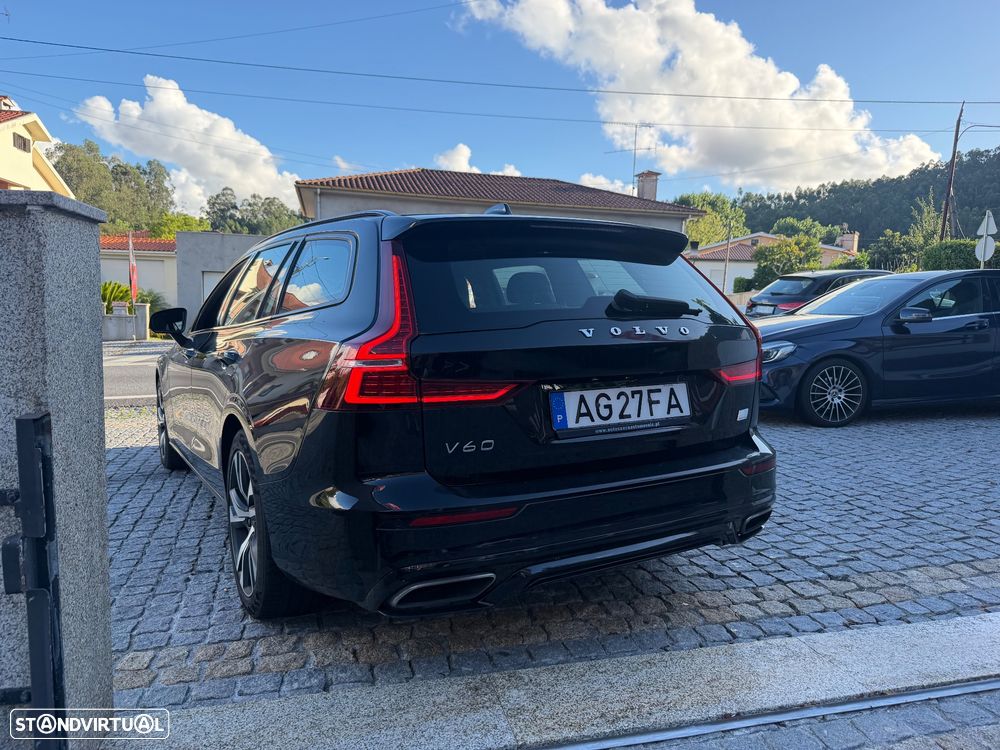 Volvo V60 2.0 T8 AWD TE R-Design Expression - 3