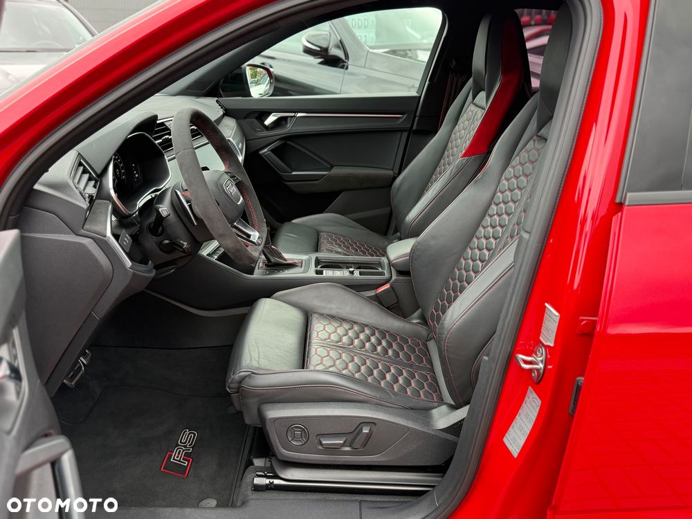Audi RS Q3 Sportback - 6