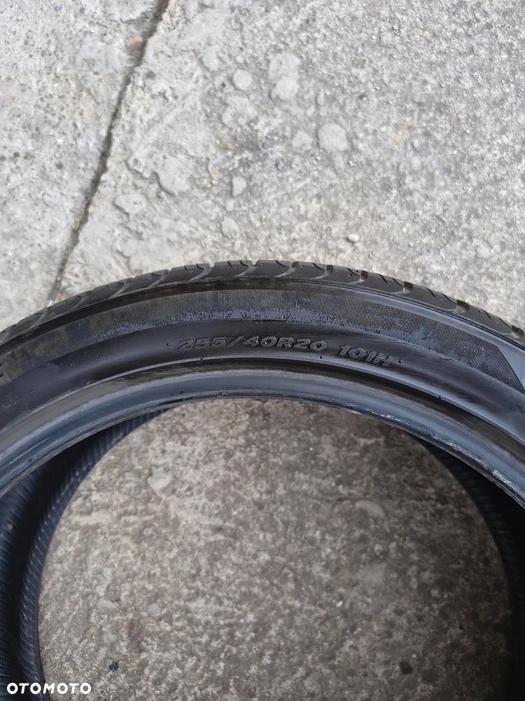 Opony Hankook 255/40/R20 101H  2szt. - 3
