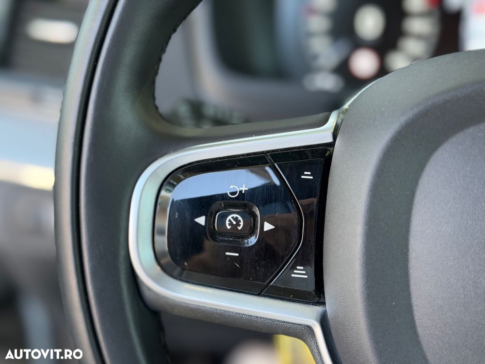 Volvo XC 90 B6 B AWD Geartronic Inscription - 24