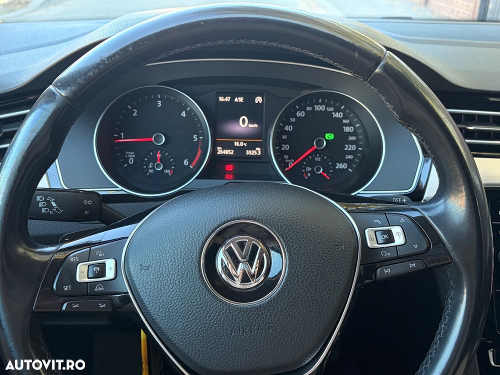 Volkswagen Passat Variant 2.0 BiTDI 4Mot DSG Highline - 9