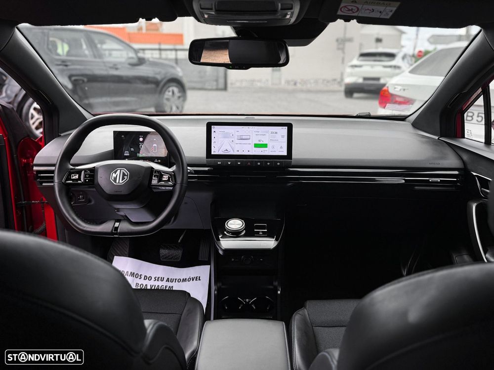 MG MG4 64 kWh Luxury - 15