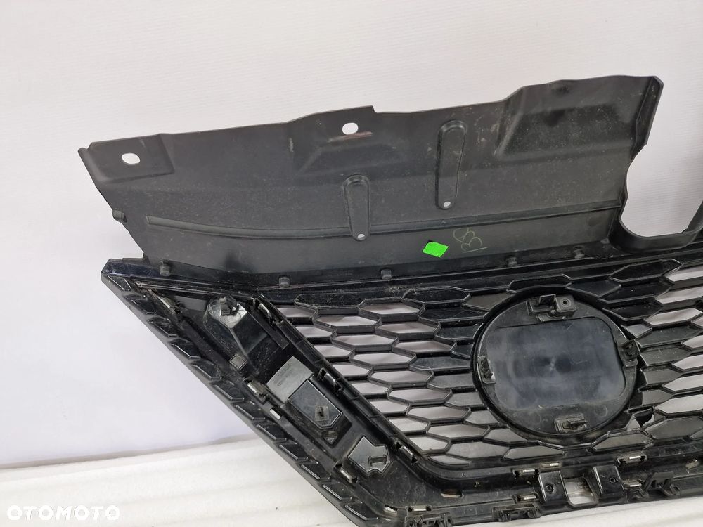 NISSAN QASHQAI II LIFT 17- ATRAPA / GRILL PRZEDNI PRZÓD / ZNACZEK NA KAMERE / POD RADAR , NR 62310HV3 , NR AUKCJI GR112 - 15