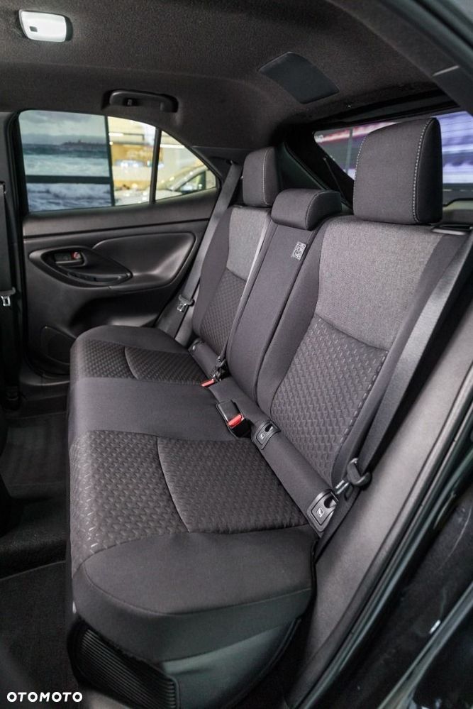 Toyota Yaris Cross Hybrid 1.5 Style AWD - 16