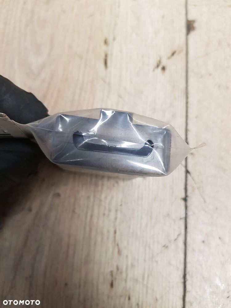 Guma wieszaka tłumika Drag Specialties 18610808 Harley Davidson Touring - 4