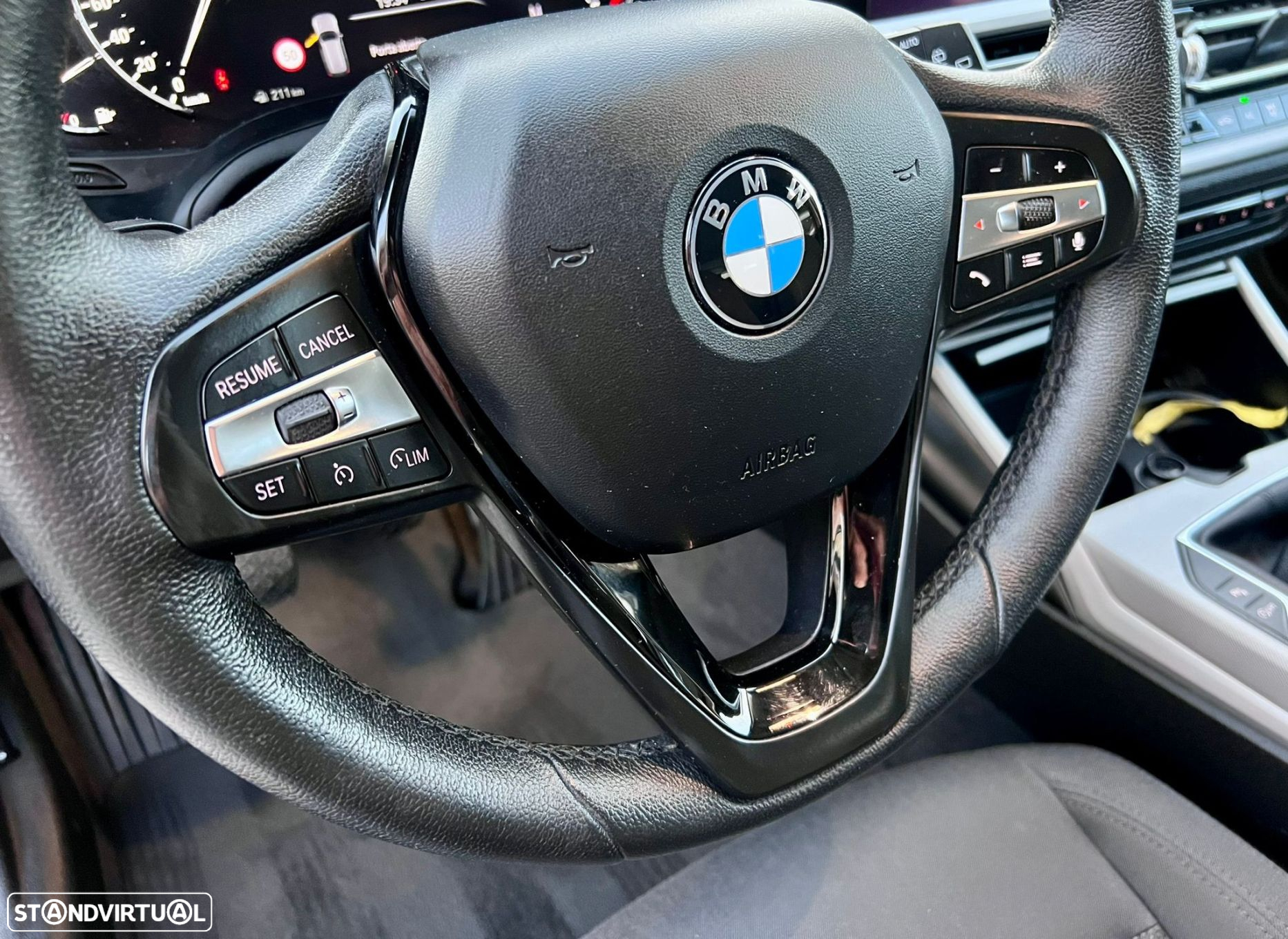 BMW 318 d Touring Essence - 13